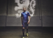 开云下载-从日本击溃威尔士到阿拉巴状态火热，亚洲足球崛起与欧洲战术变革的交汇点