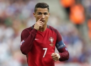 开云体育官方网站-新王当立，阿尔瓦雷斯美加墨封神，南非决胜局哲学震撼足坛