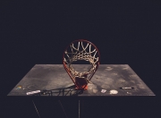 开云体育官网-维尼修斯魔幻舞步撕裂钢铁防线，马竞苦寻无解之谜