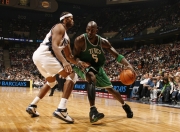 开云体育-字母哥定鼎之战，76人战术铁笼如何窒息火箭