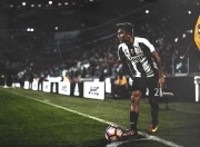 开云官方app入口-孤注一掷的终章，独行侠抢七绝杀爵士，改写历史的瞬间