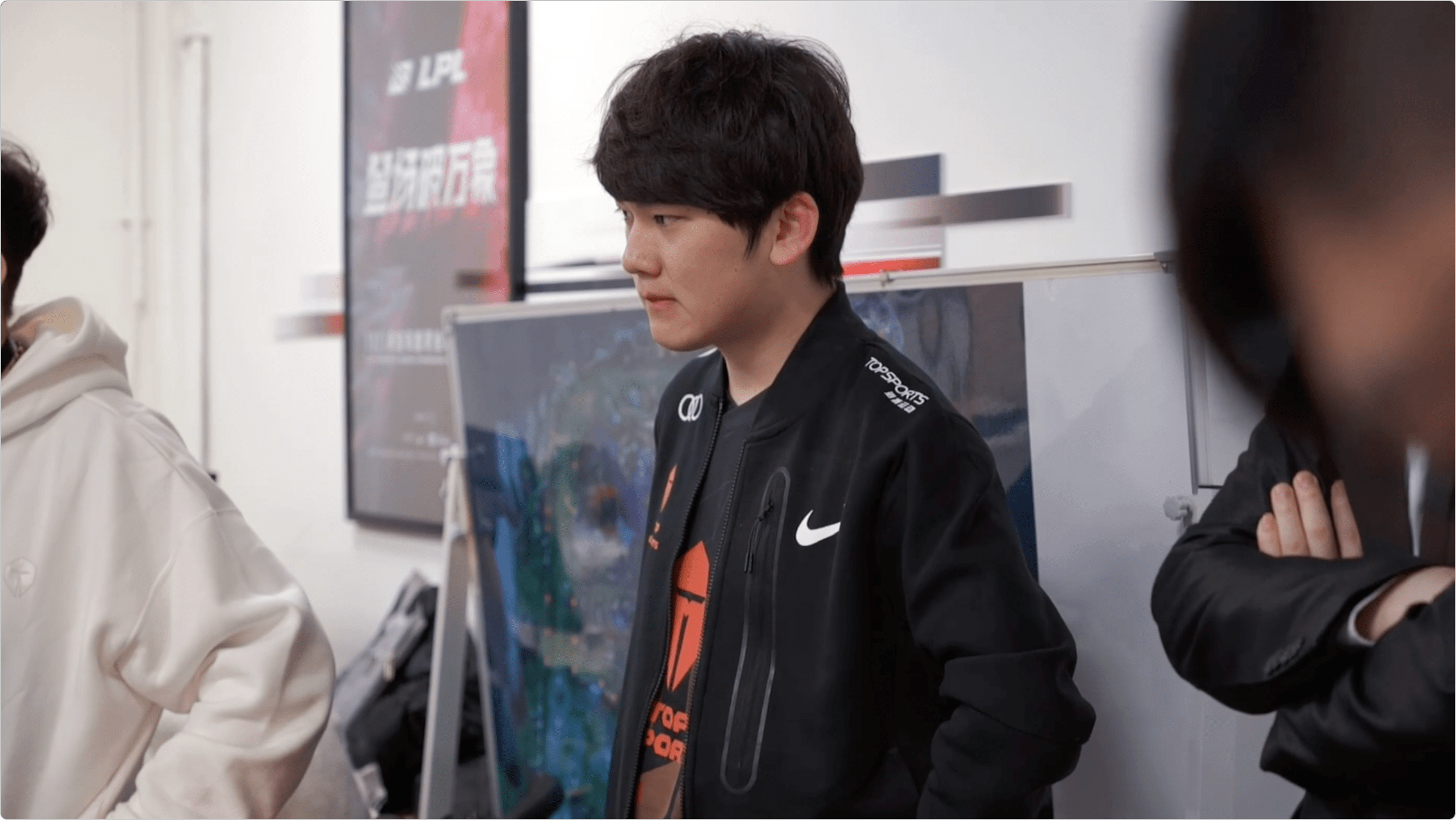 Excel血洗TSM，Knight一己之力扛起全队的简单介绍