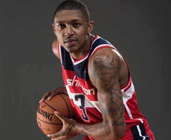 立陶宛男篮翻盘马刺,布拉德利爆发神勇 立陶宛男篮翻盘马刺,布拉德利爆发神勇