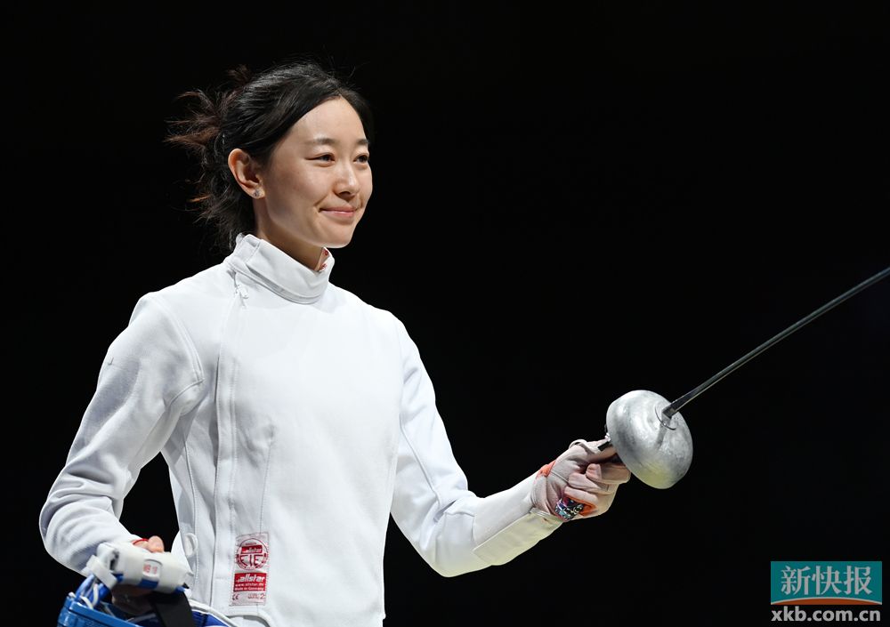 俄罗斯击剑选手凭借技术优势,一举夺冠!的简单介绍 俄罗斯击剑选手凭借技术优势,一举夺冠!的简单介绍