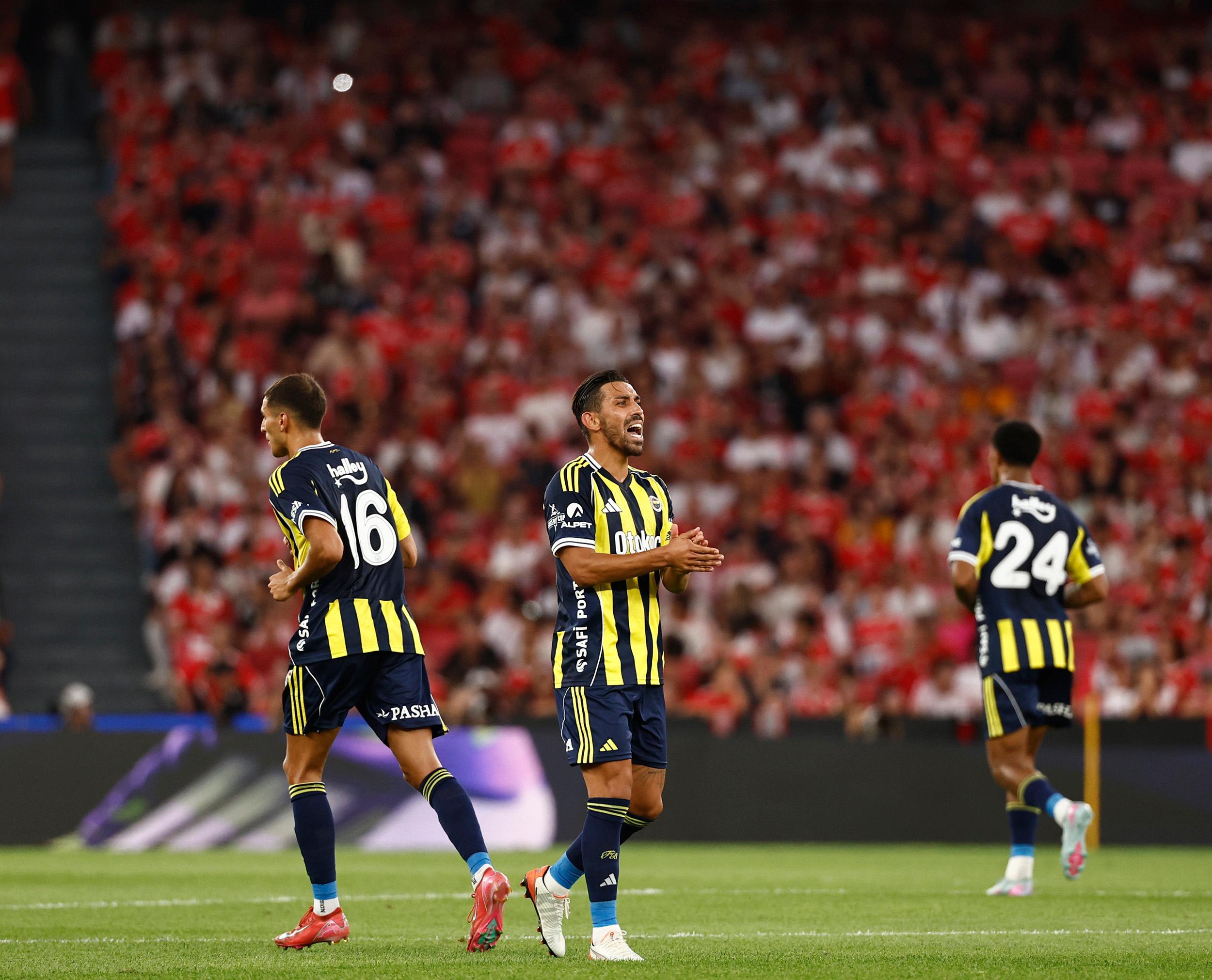 葡萄牙前锋转会至亚洲球队，开启新征程的简单介绍