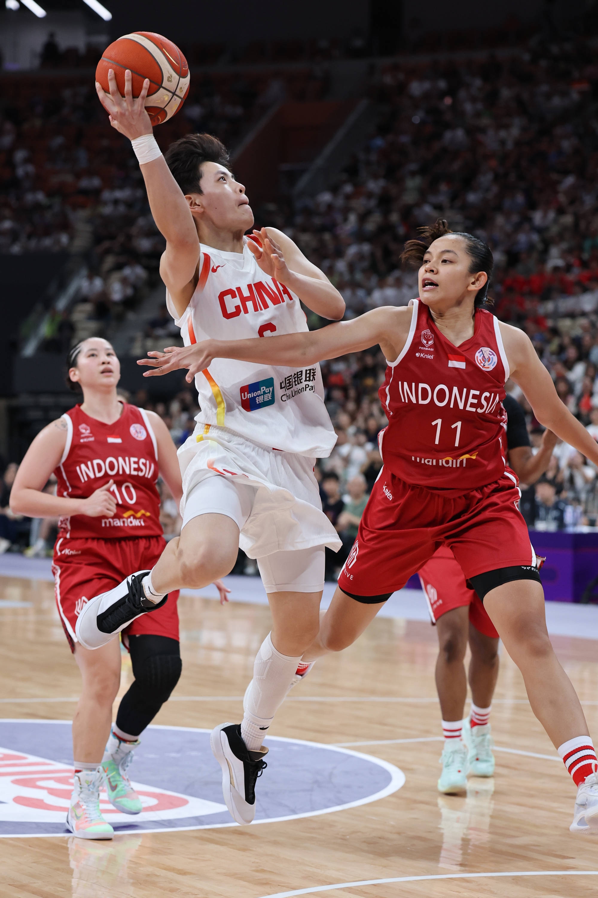 关于奥运女篮赛场上风起云涌,势如破竹的信息 关于奥运女篮赛场上风起云涌,势如破竹的信息