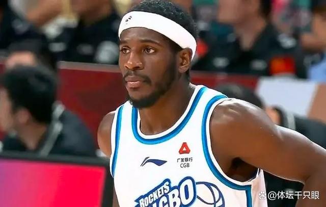 新秀崭露头角，引发球迷狂热的简单介绍