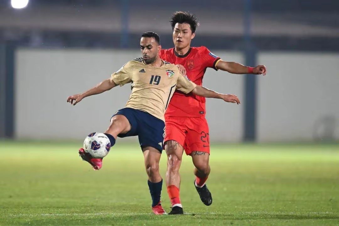 关于国家队在热身赛中实现胜利，信心倍增的信息