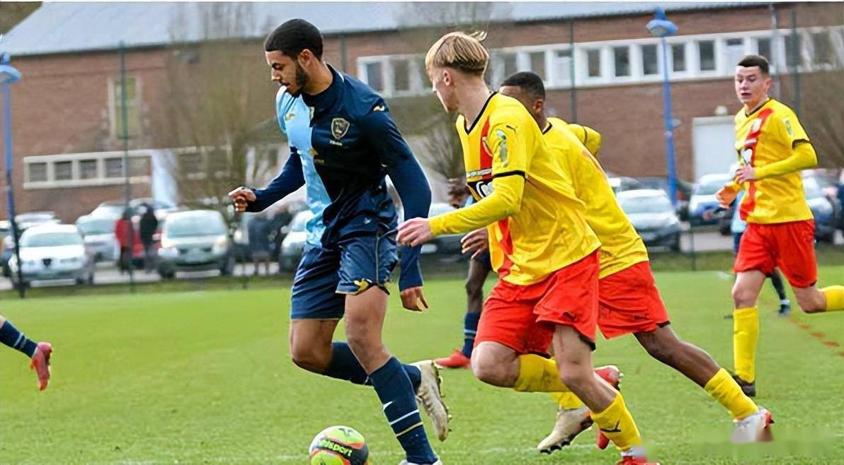 甘冈队凭借进攻实力，击败对手