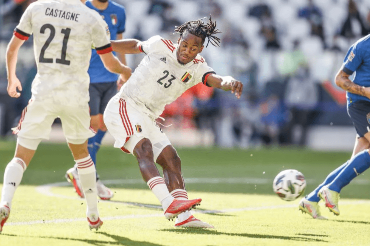 关于比利时乒乓球队逆转法国乒乓球队，许昕完成帽子戏法的信息