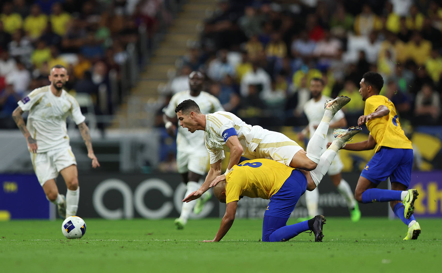 曼城逆转巴西，C罗送出助攻