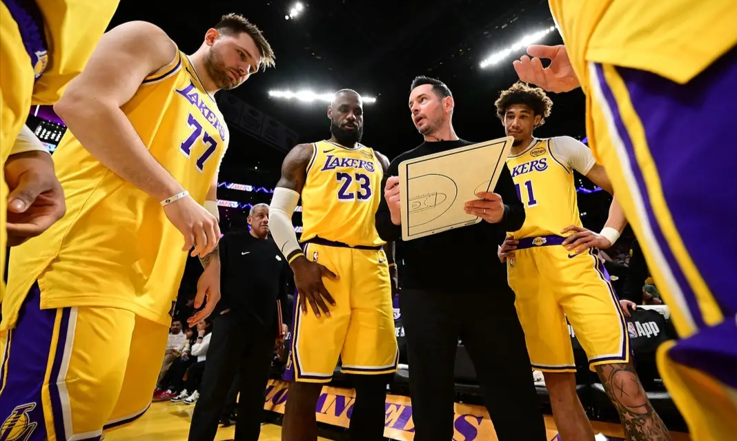 快船主力入休，湖人胜鹈鹕继续领跑西区的简单介绍