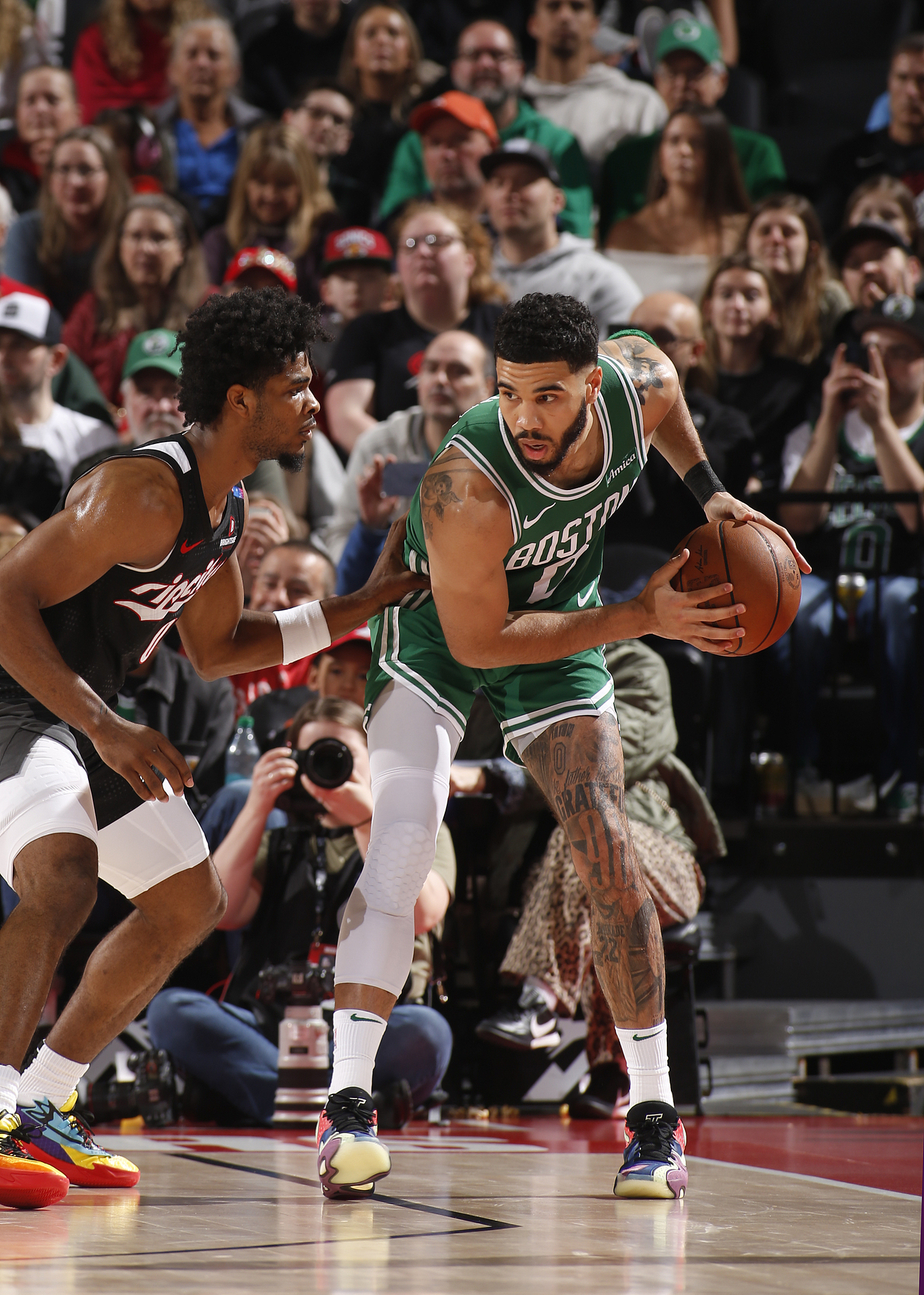 骑士力克凯尔特人，莫兰特状态火热的简单介绍