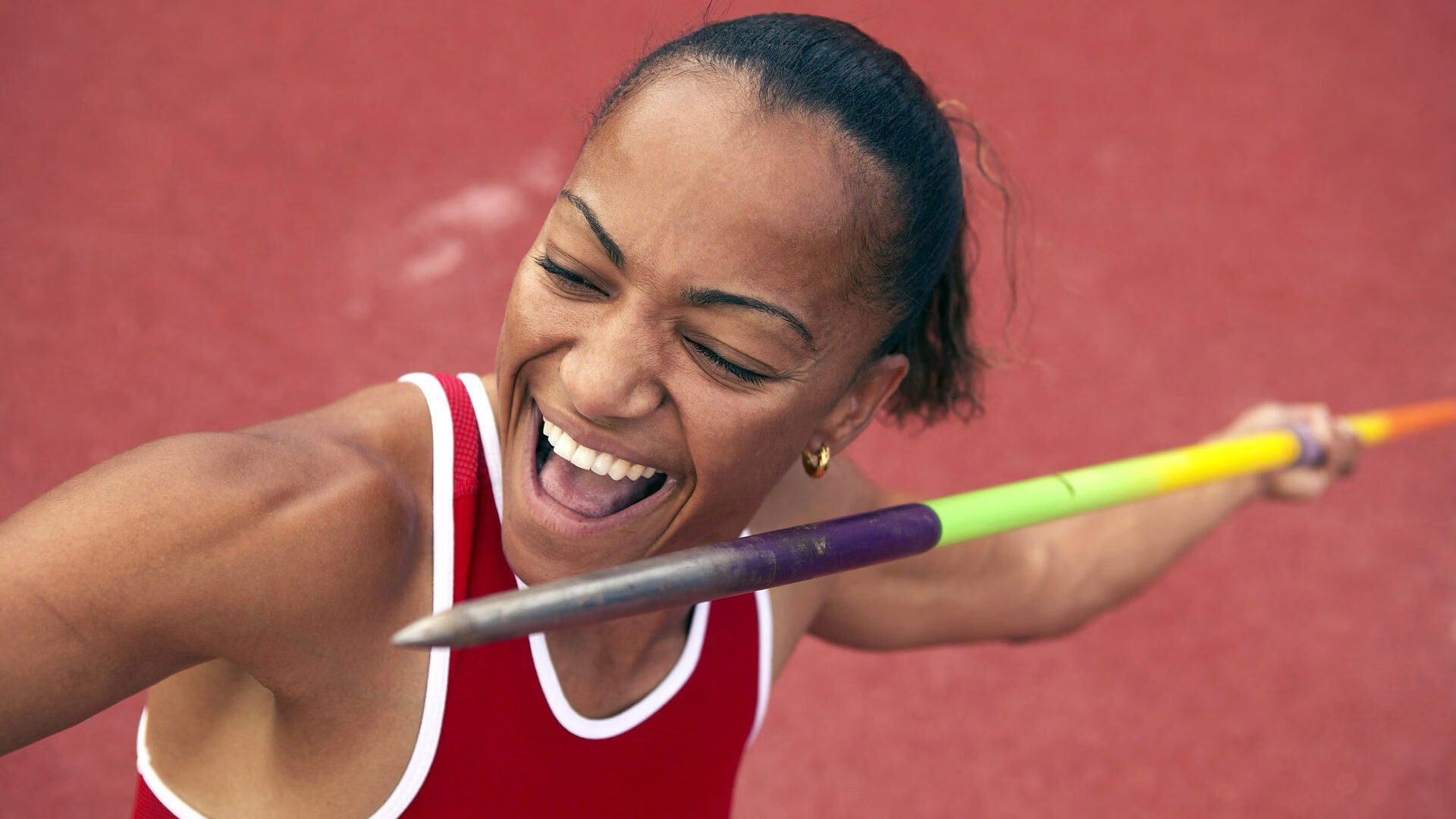 骑士主场力克湖人，乔治末节爆发锁定胜局