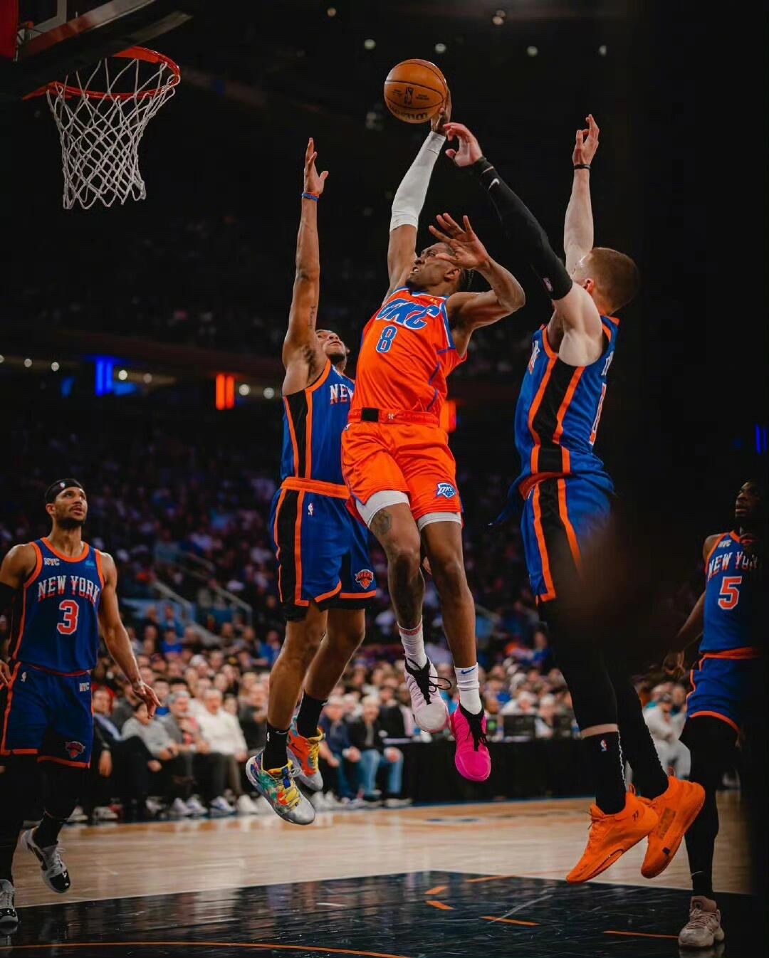 快船客场击败独行侠，东部前六无人可及的简单介绍