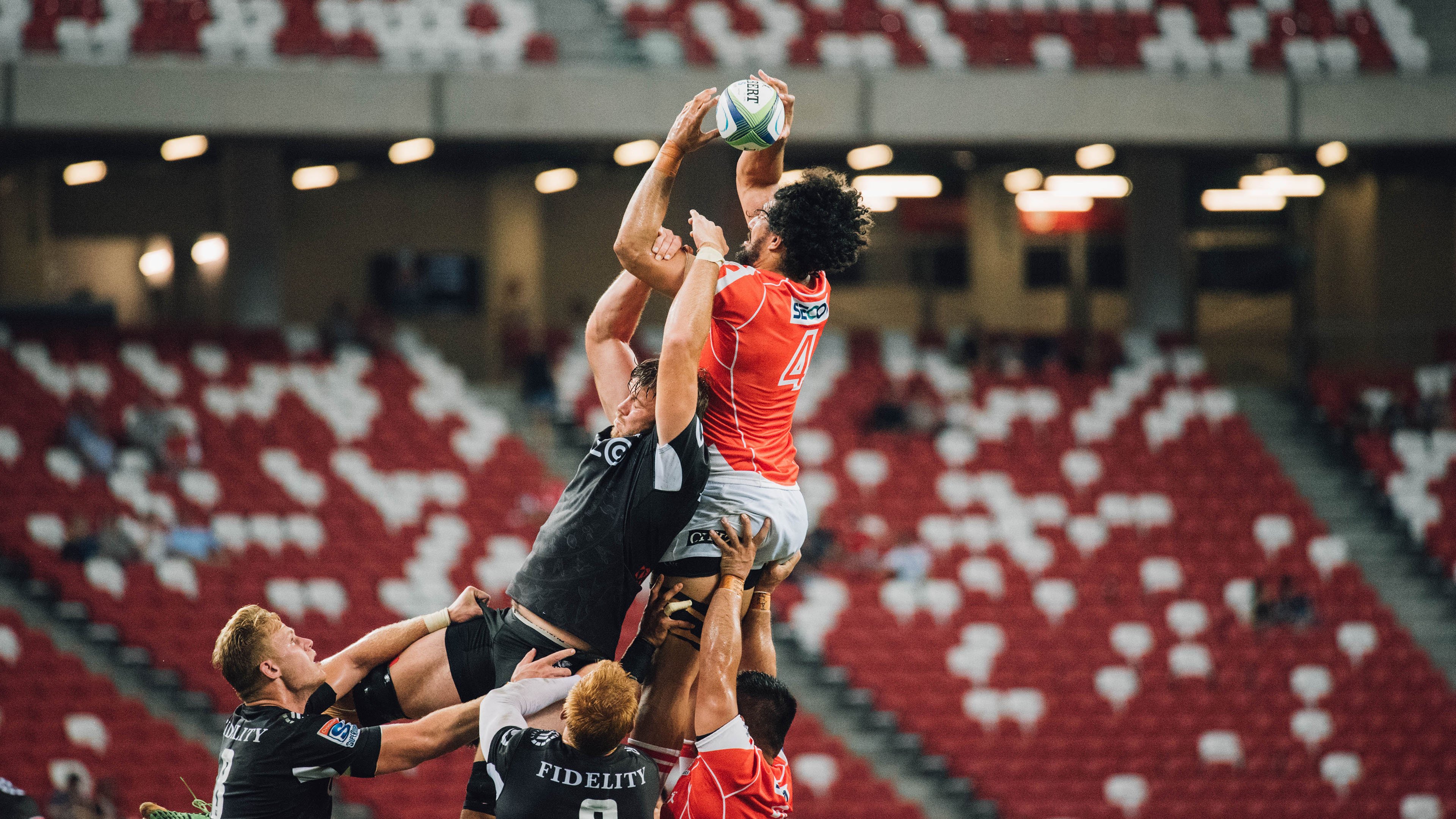 广厦狂胜雄鹿，乔治化身关键先生主宰比赛