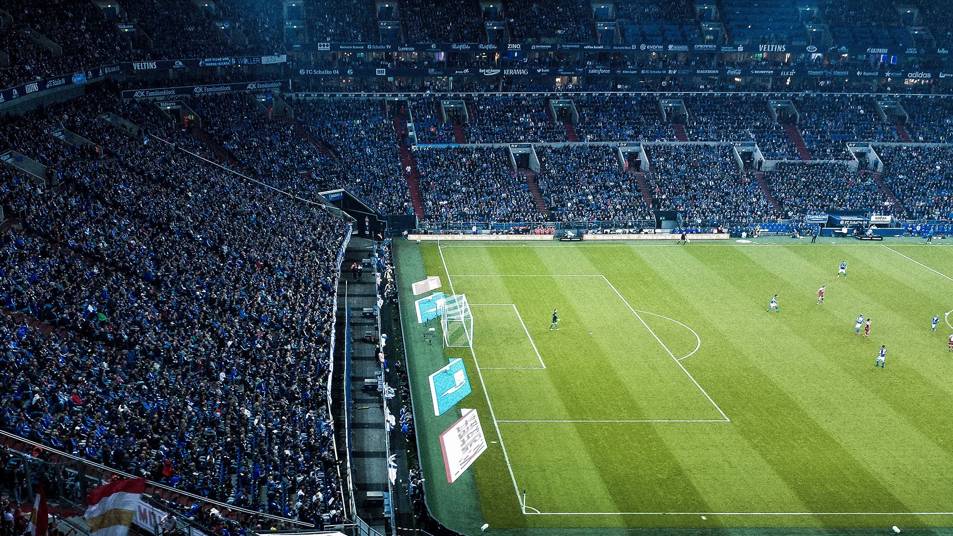 跨界称王，当国王收割湖人，克莱于F1赛道接管比赛